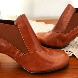 Elegant Brown Ankle Booties